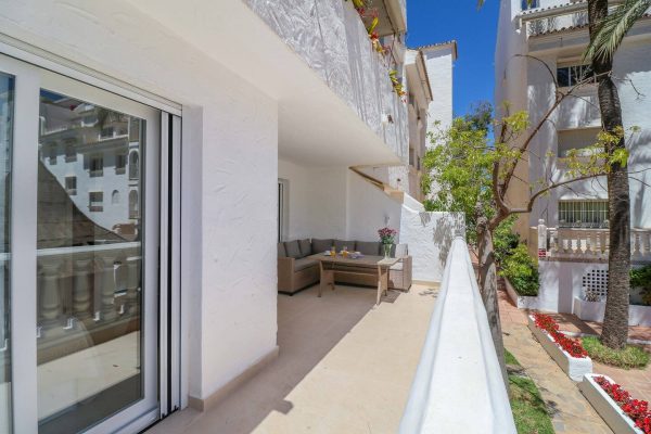 Apartments for rent in Marbella, terrace